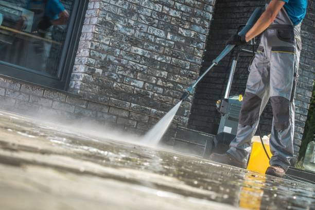 Best Pool Deck Cleaning  in Long Beach, NY